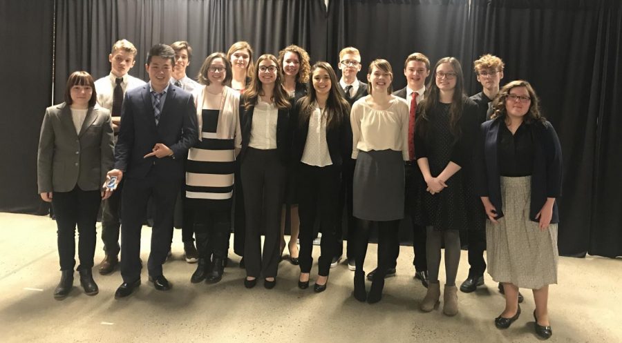 FBLA members qualify for state competition